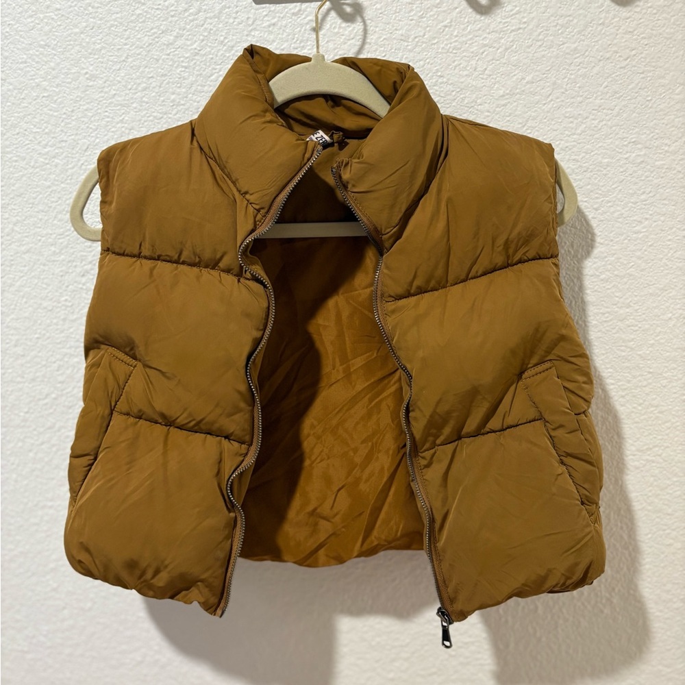 Double Zero Brown Cropped Puffer Vest